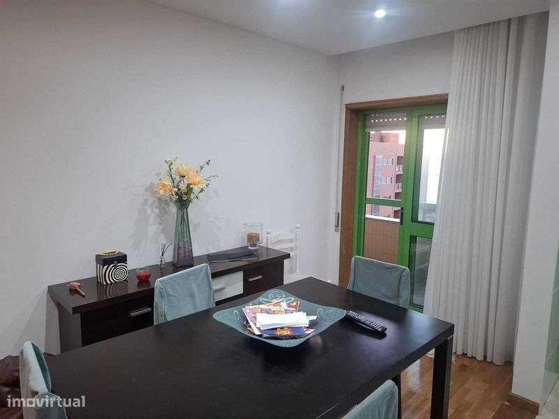 Apartamento T3 junto á Praia - Grande imagem: 5/10