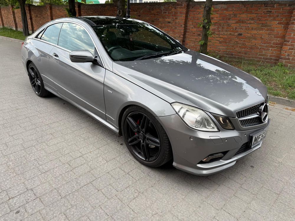 Mercedes-Benz E W212/W207 350 CDI DPF BlueEFFICIENCY 7G-TRONIC Prime Edition 2009