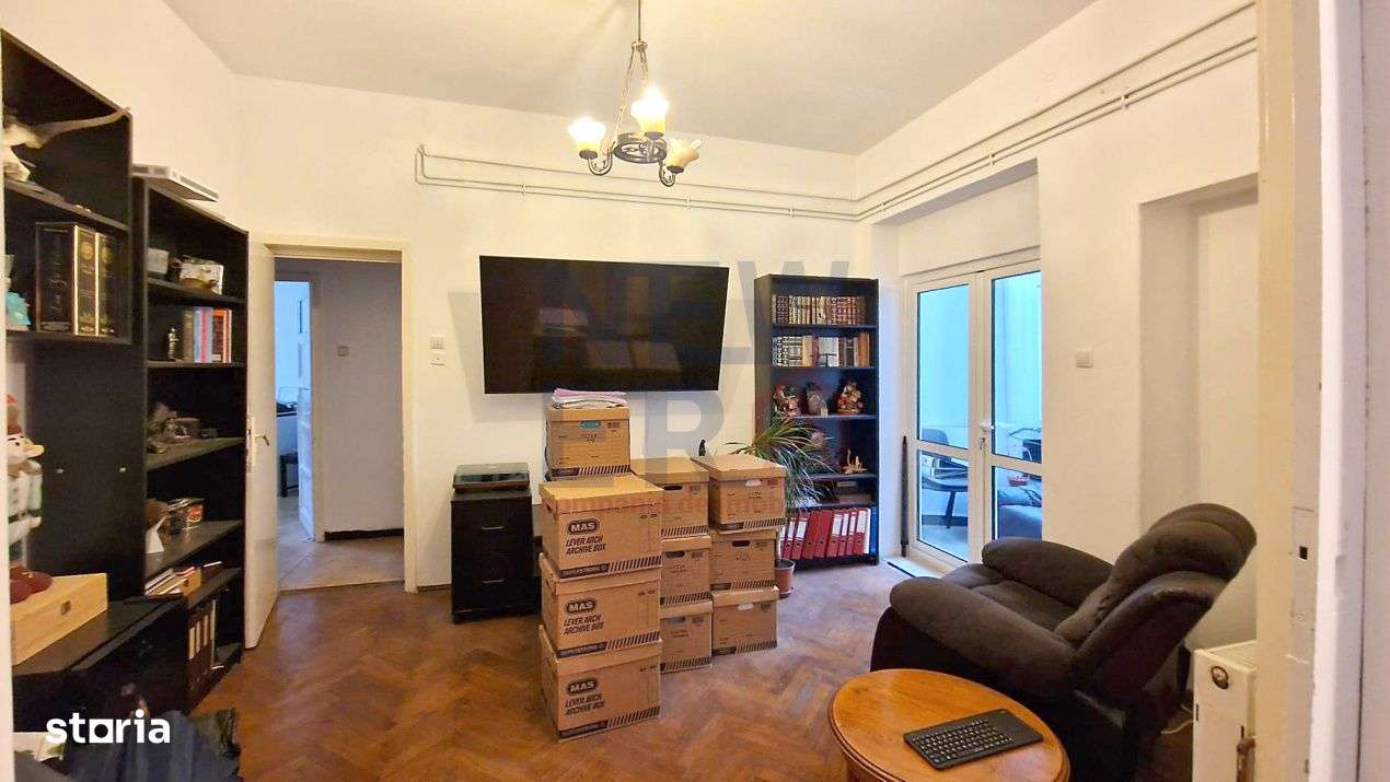 Apartament de 4 camere in vila interbelica complet renovata - zona Uni - Imagine principală: 4/18
