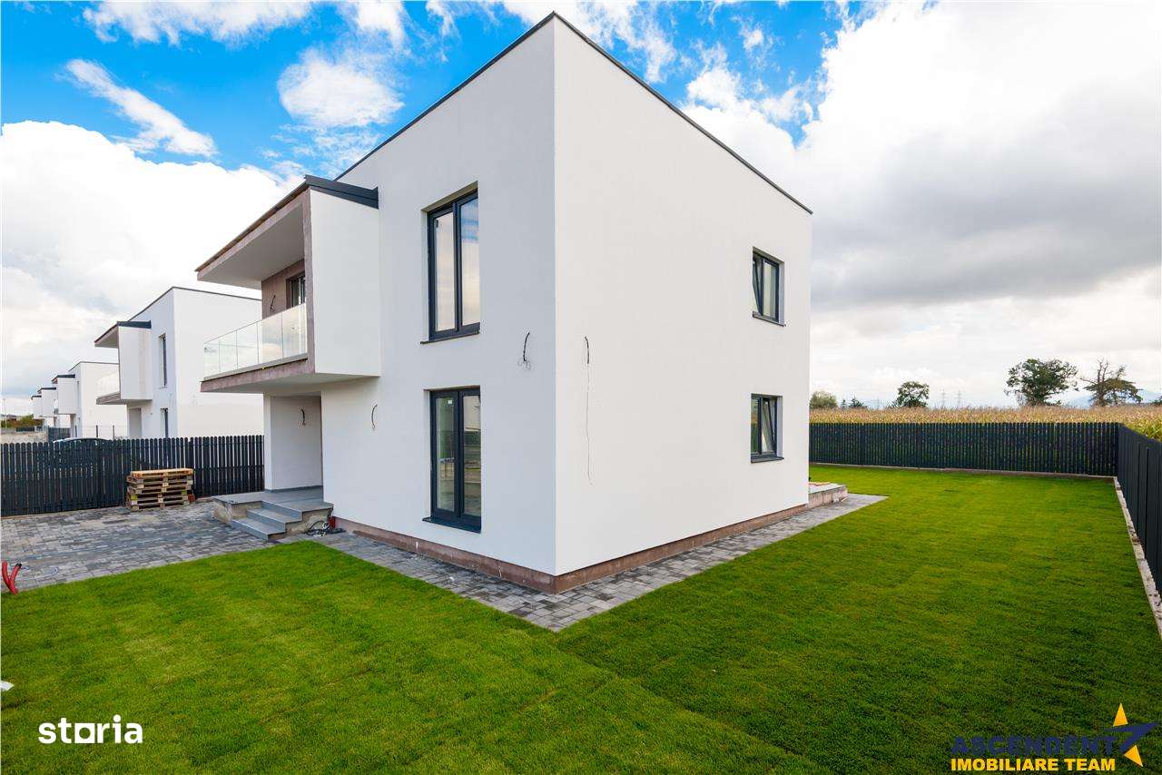 Design minimalist, rafinament maxim – Casa ta moderna in Sanpetru - Imagine principală: 2/20