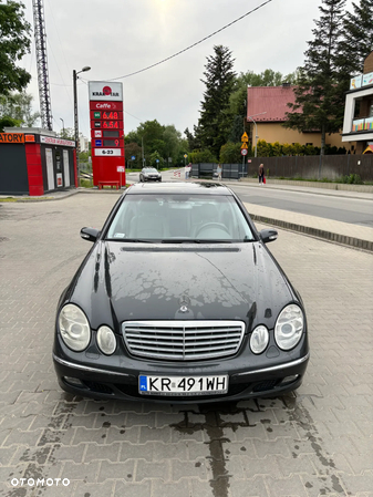 Mercedes-Benz Klasa E 270 CDI Elegance - 3