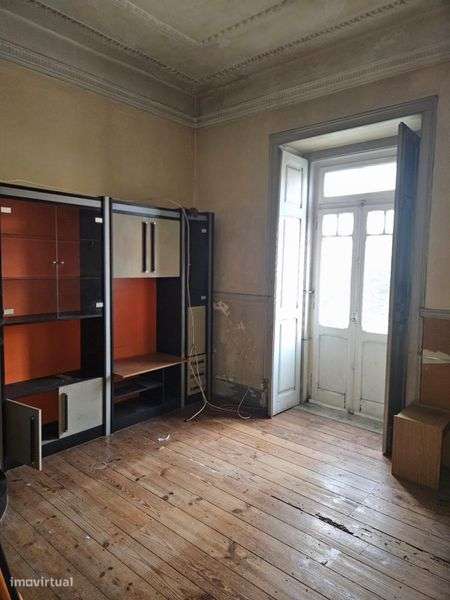 Apartamento T3 Arroios para remodelar - Grande imagem: 5/8