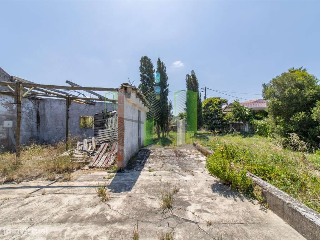 Venda de Terreno em Maiorca Terreno rústico com possibilidade de co... - Grande imagem: 1/15