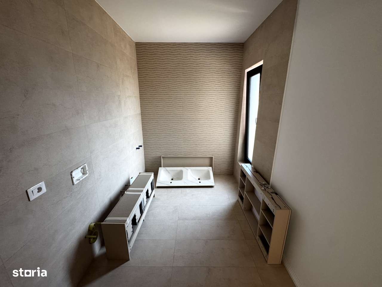 500 mp teren! ASFALT! CANALIZARE! Incalz in pard! Casa Tomesti-10