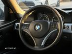 BMW Seria 3 320d xDrive - 10