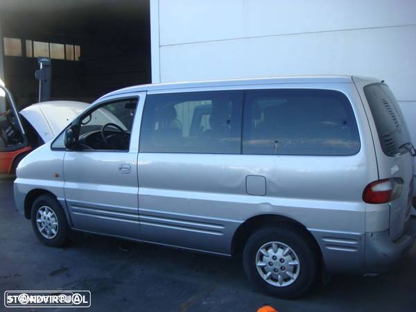 Hyundai H1 2002 para peças - 5