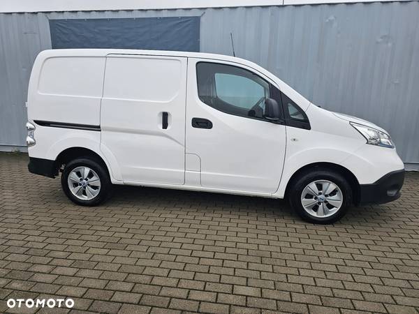 Nissan E-NV200 - 9