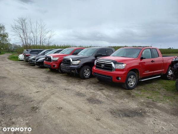 Toyota Land Cruiser 120 zakończenie podszybia narożnik prawy - 13