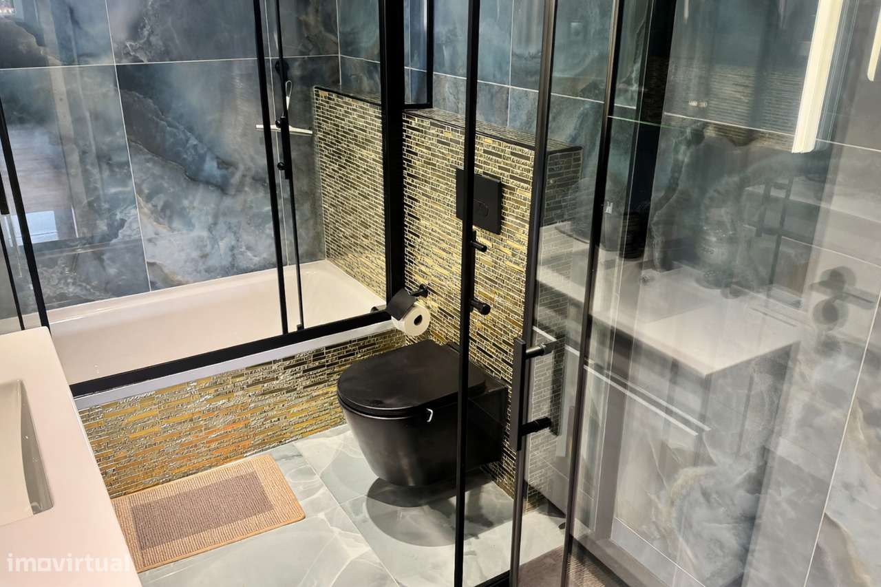 Moradia T3 em Chipar de Cima, Vilarinho do Bairro-7