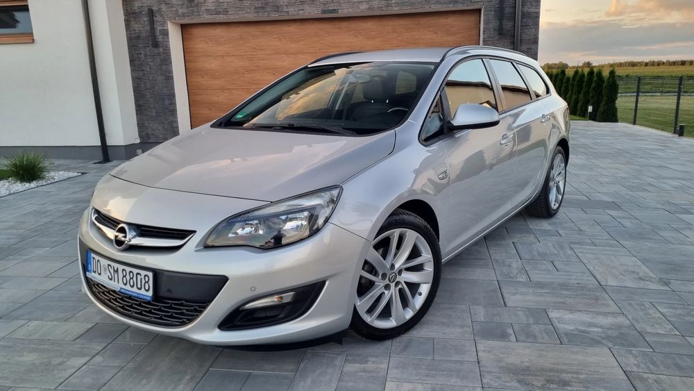 Opel Astra J (2009-2019) 1.4 T Cosmo 2015