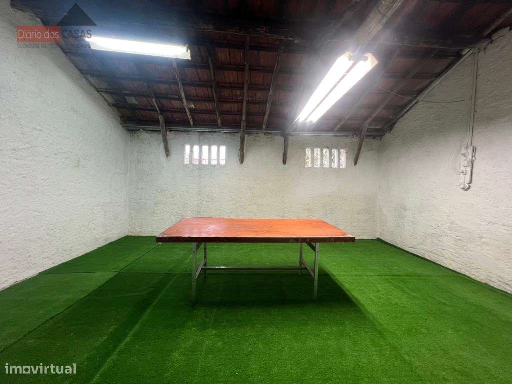 Moradia T4 com Lote de 690 m²-19