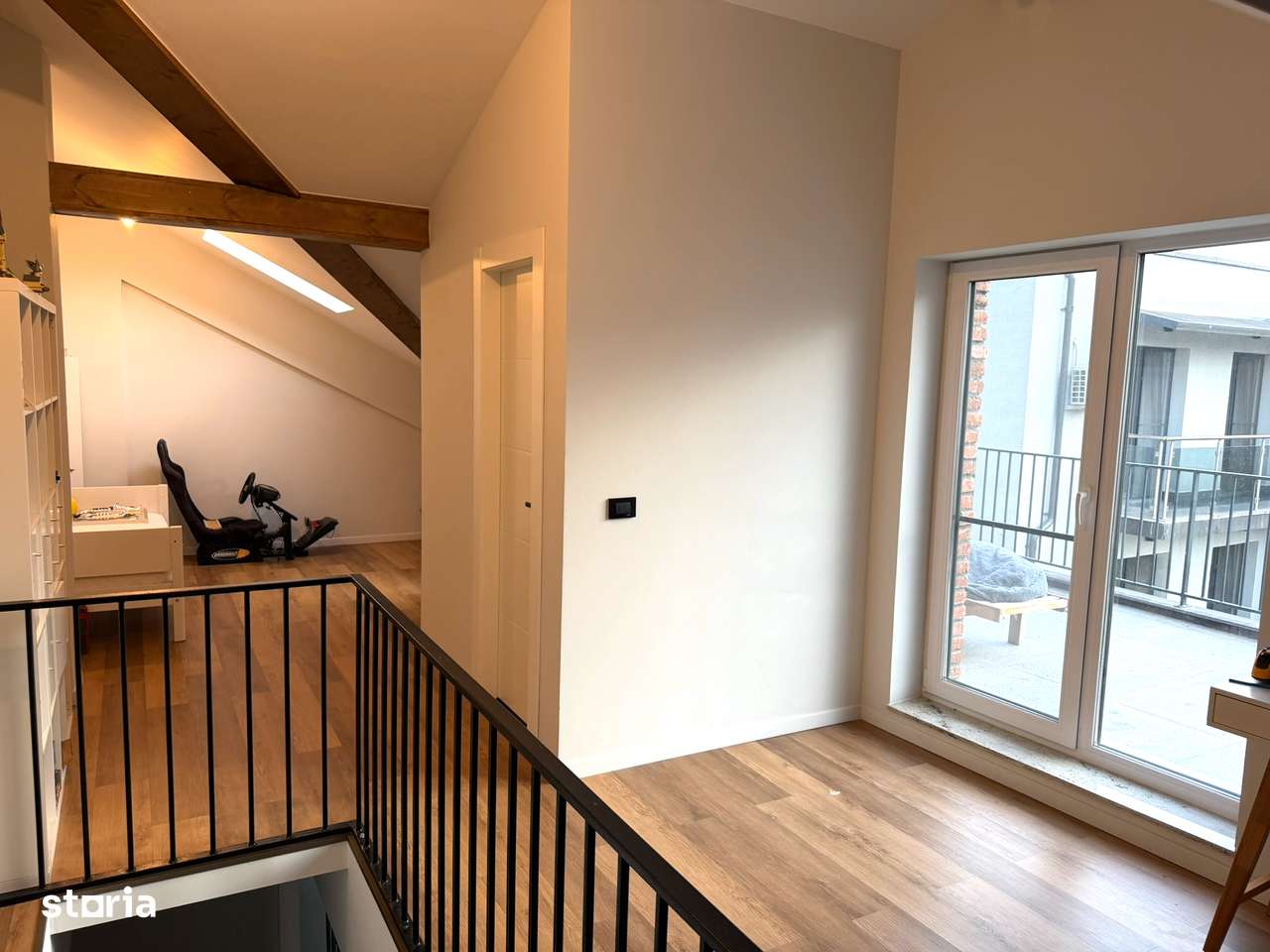 Casa moderna, 2025, cu terase generoase si arhitectura premium-4