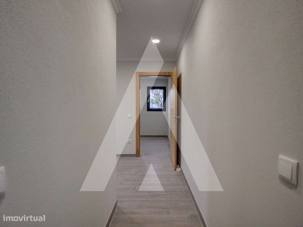 Moradia T2 na Amoreira do Repolão-11