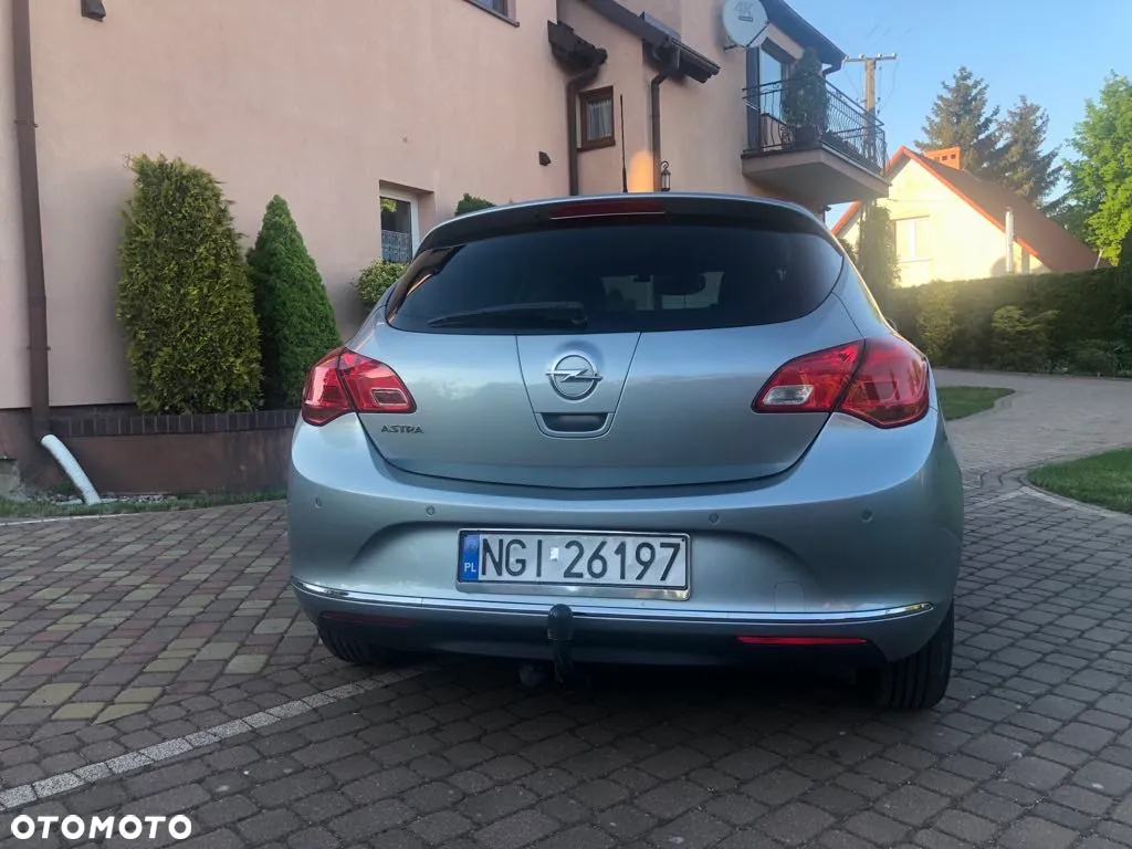 Opel Astra GTC 1.4 Turbo - 4