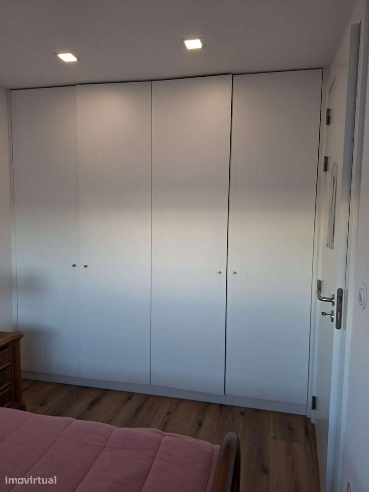 Apartamento T1 novo com luga de garagem-8