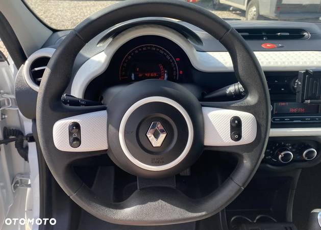 Renault Twingo SCe 75 INTENS - 23