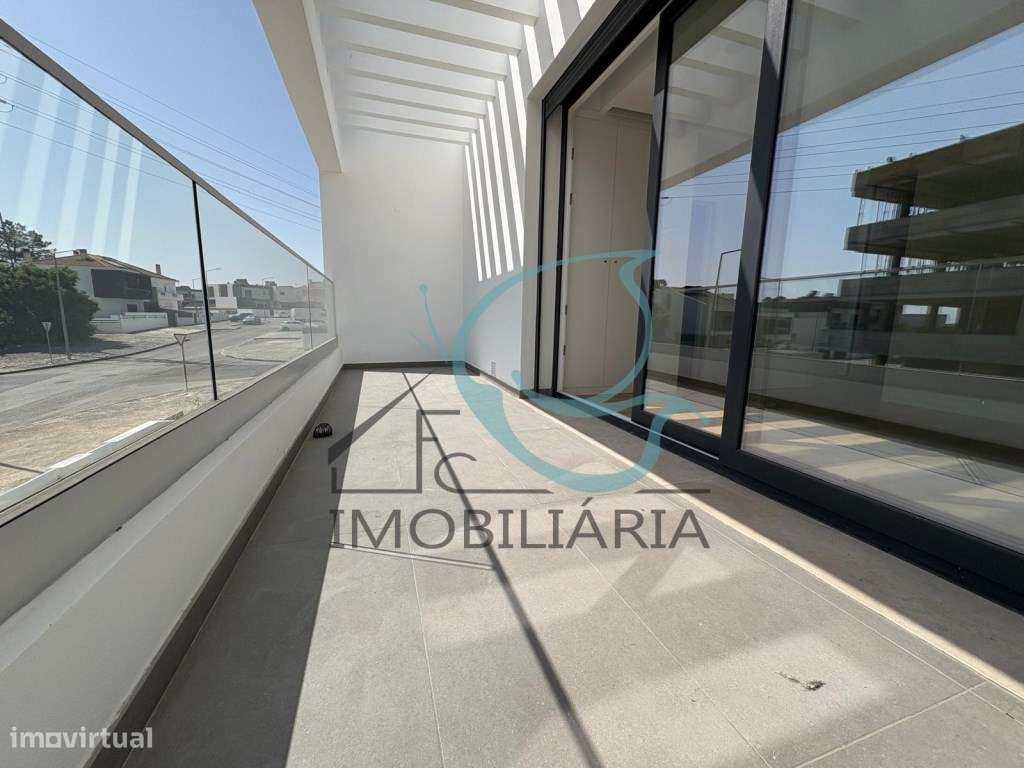 Moradia T3 com acabamentos de Luxo e Piscina - Quinta da Amizade-40