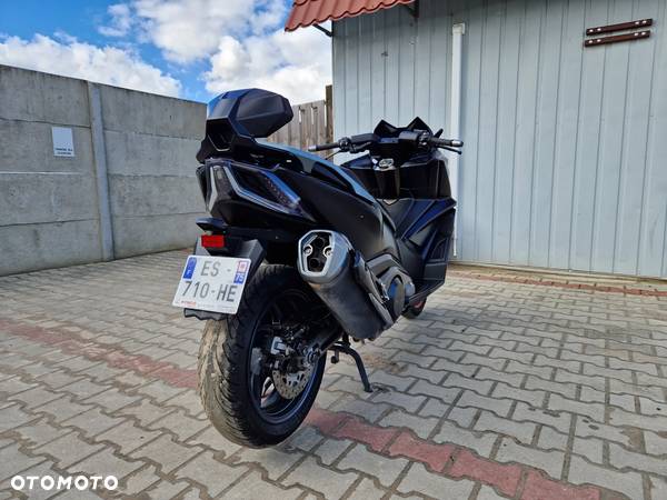 Kymco AK 550 - 6