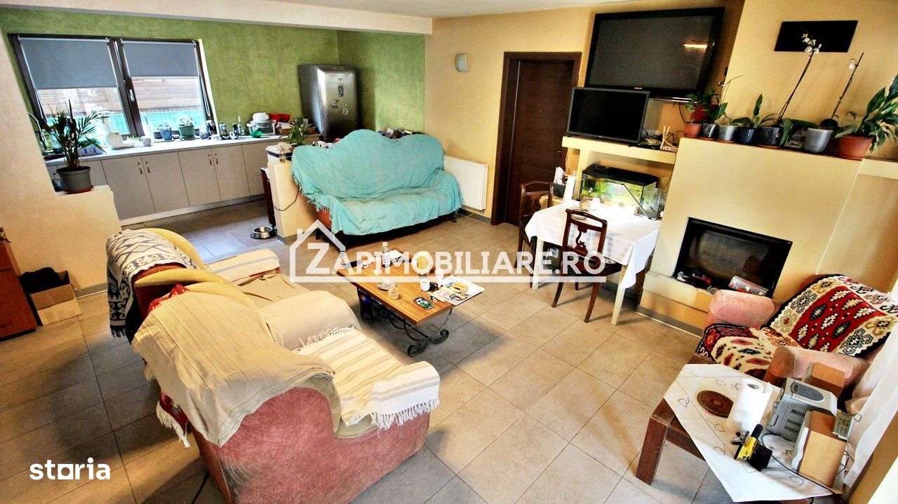 Casa 5 camere,250 mp,622 mp teren, cartier 7 Noiembrie,zona Sudului, - Imagine principală: 2/13