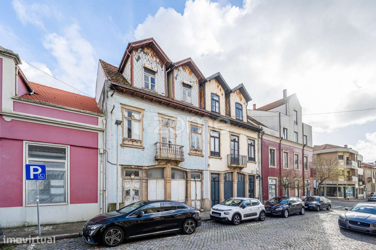 Duas Moradias para Recuperar com Projeto Aprovado, Centro de Espinho - Grande imagem: 5/24