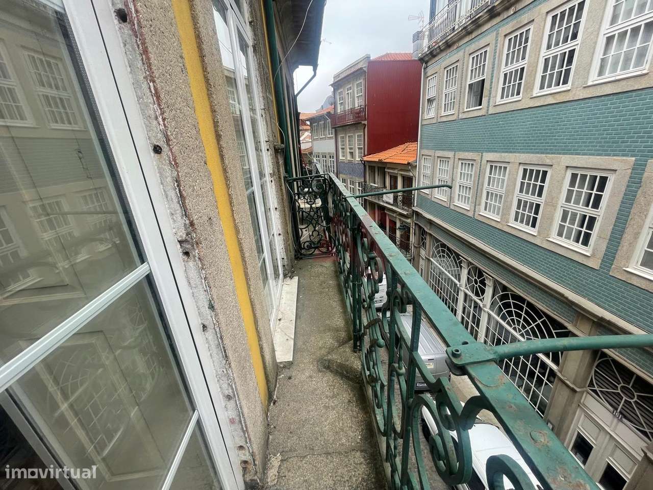 Apartamento T2 no Centro Histórico do Porto – Rua do Comércio - Grande imagem: 4/12
