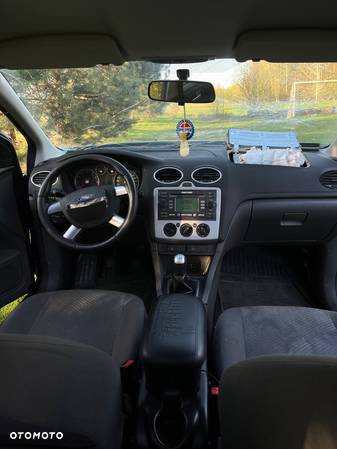 Ford Focus 1.6 Ambiente - 7