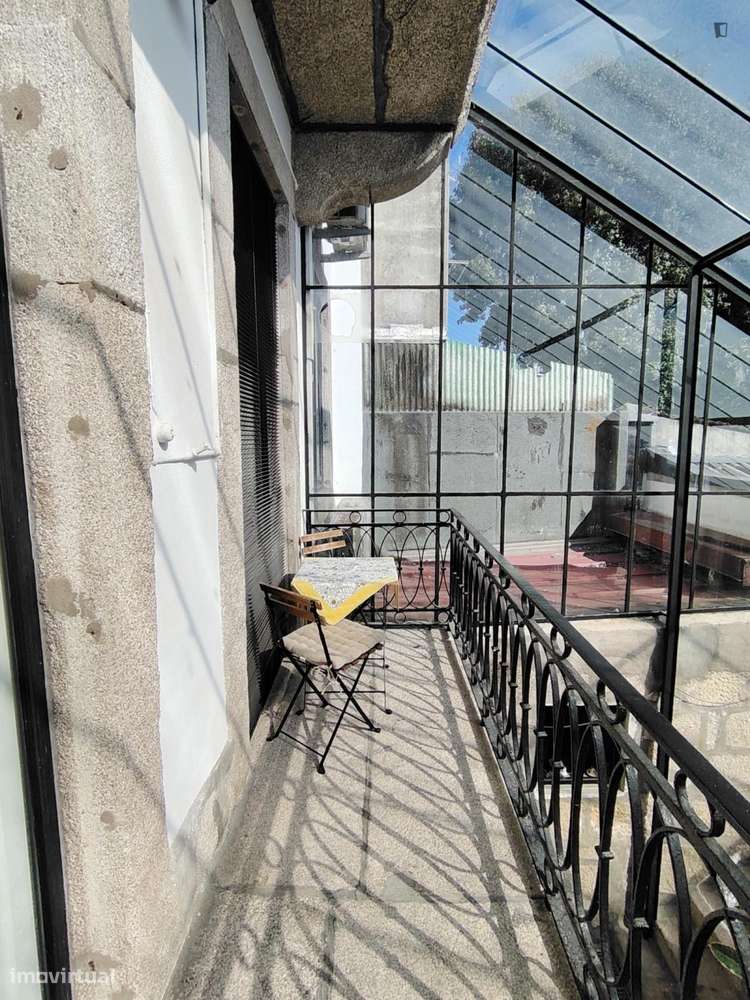 Estúdio - localizado em Cedofeita Porto - Grande imagem: 5/9