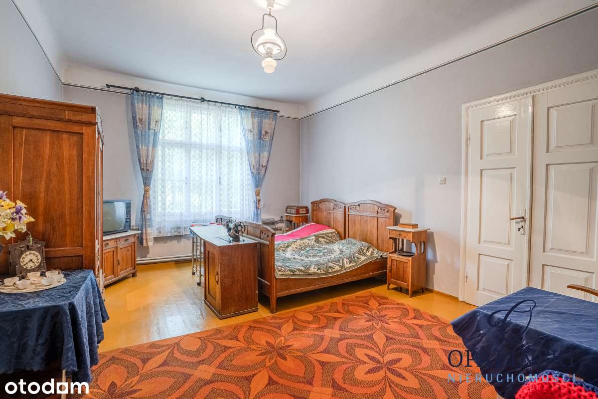 Niezwykły drewniany dom z amfiladą z XX wieku - Pełny obrazek: 4/20