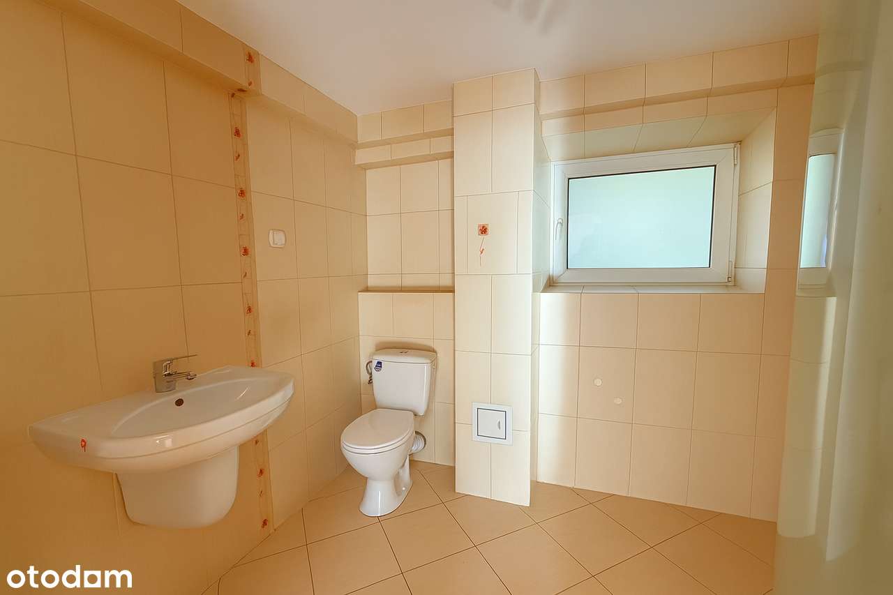 Dom wolnostojący z czterema kondygnacjami, garażem oraz działką-16