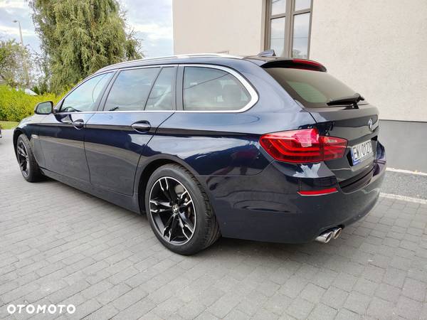 BMW Seria 5 530d xDrive - 16