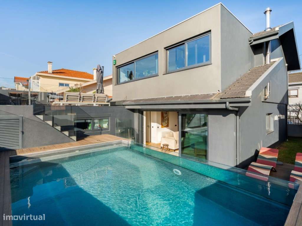 Moradia V3+1 totalmente renovada com vista mar - Grande imagem: 3/42