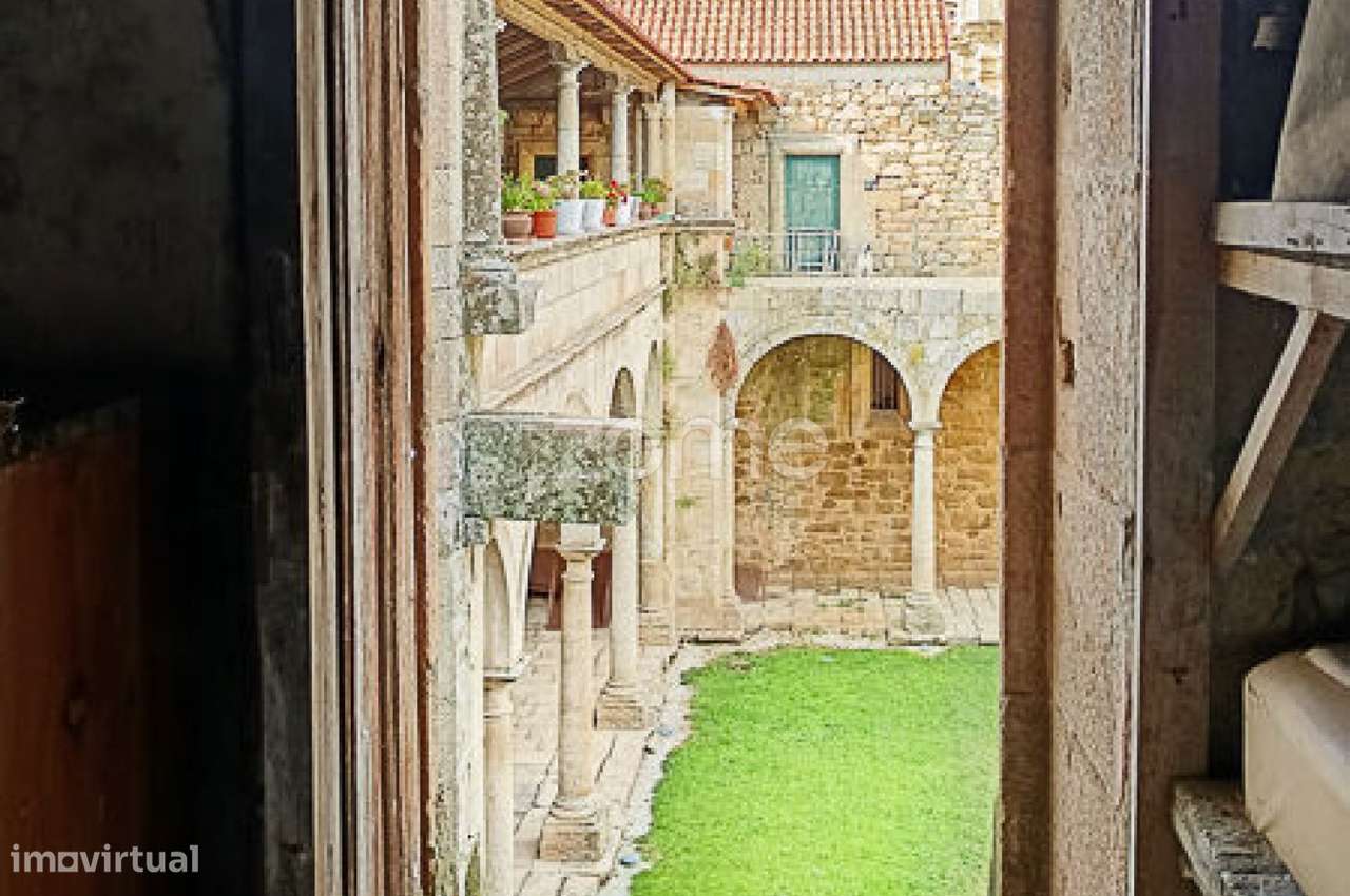 Quinta do Mosteiro de Salzedas com mais 17 ha e património histórico-18