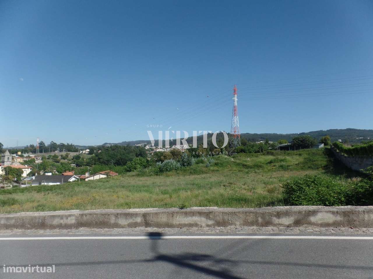 Terreno com área de 8.100m2 destinado a construção em Sequeiró - Santo - Grande imagem: 4/4