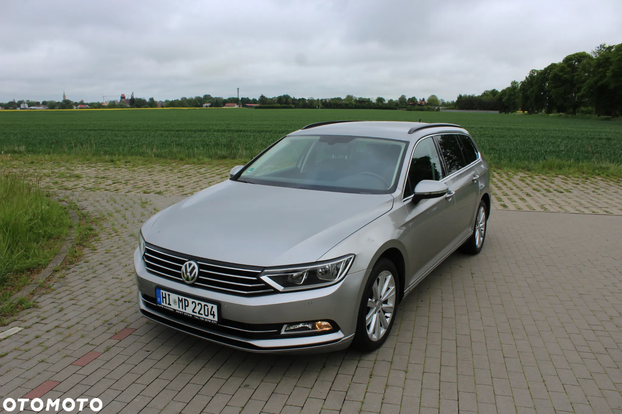 Volkswagen Passat 2.0 TDI SCR Comfortline - 9