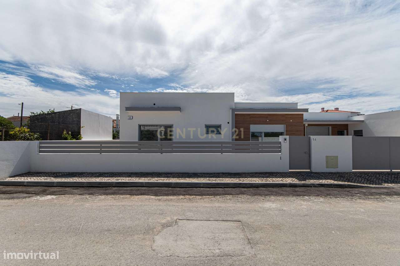 Moradia T4 térrea Azeitão - Grande imagem: 4/47