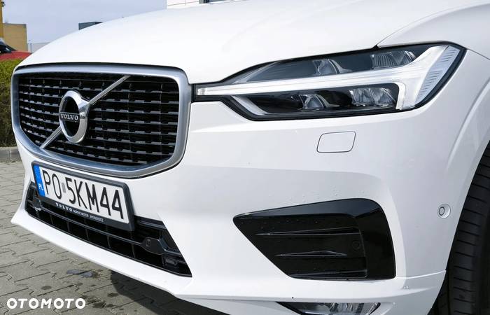 Volvo XC 60 T5 R-Design - 9