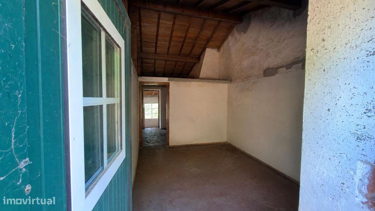 Moradia T2 com Terreno – São Miguel do Rio Torto, Abrantes-6
