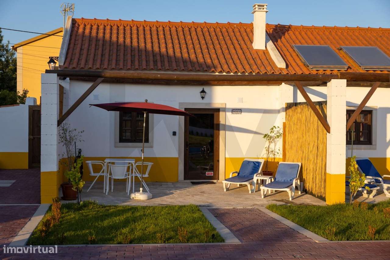 Moradia T-0 com piscina, estacionamento, Condomínio Casas Sopé da Serr-32