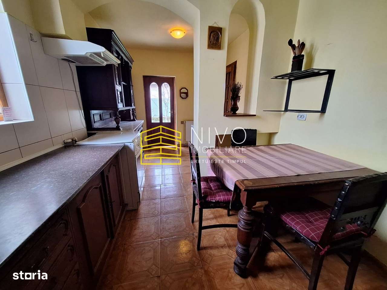 Casă singur în curte – Ungheni – Zona Gării-3