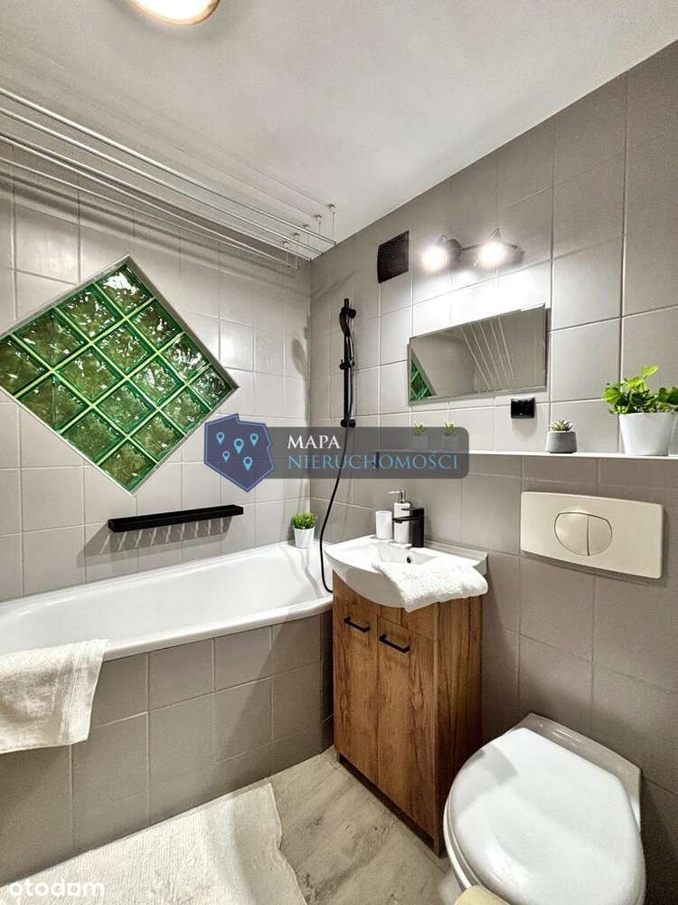 Przestronne mieszkanie w Centrum miasta, 75 m2 !!!-12