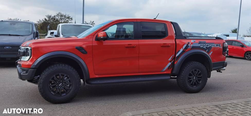 Ford Raptor - 11