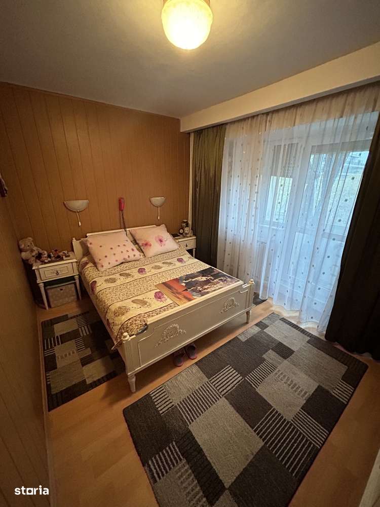 Aviatiei,Caramfil stradal,2 balcoane,2 gr sanitare,Necesita RENOVARE-9