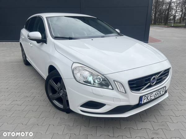 Volvo V60 D3 Geartronic R-Design - 10