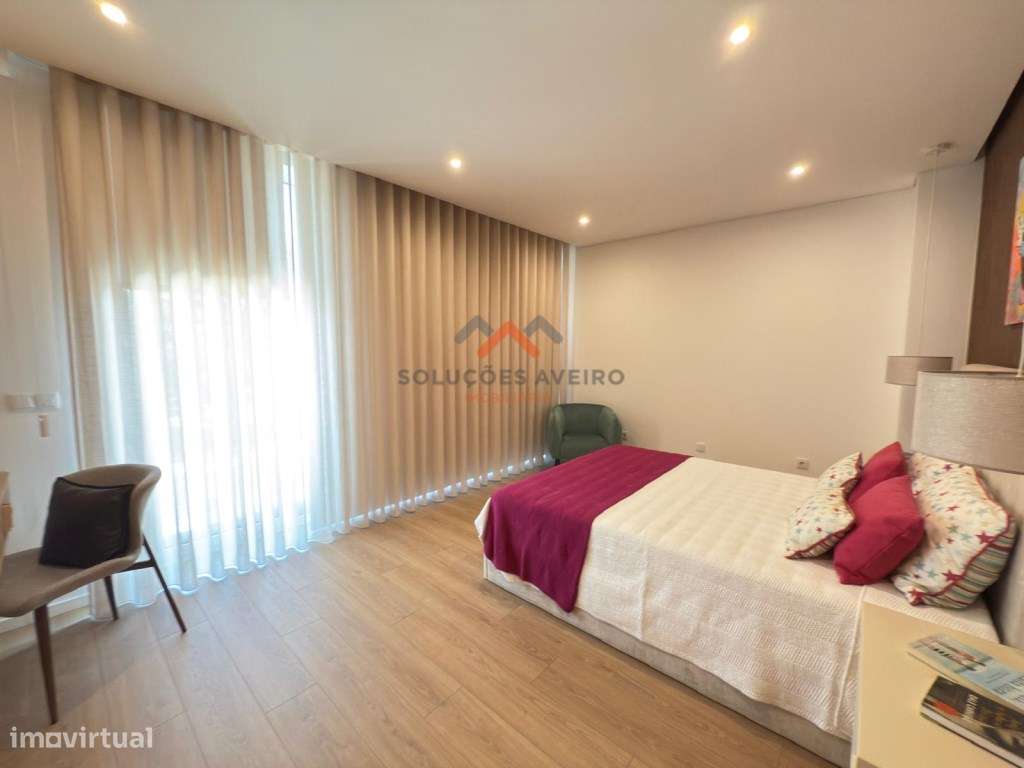 Moradia T4 Moderna | Cacia | A 5 Minutos de Aveiro-15