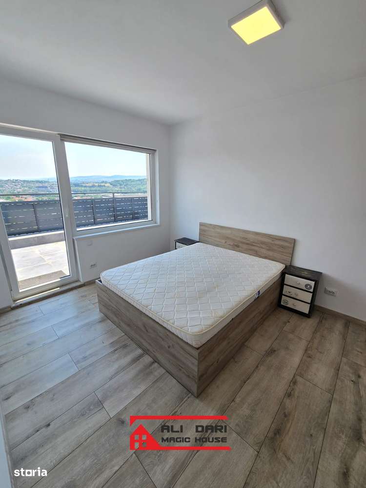 De vânzare apartament tip penthouse cu Terasă  de 75 m² - Imagine principală: 3/20
