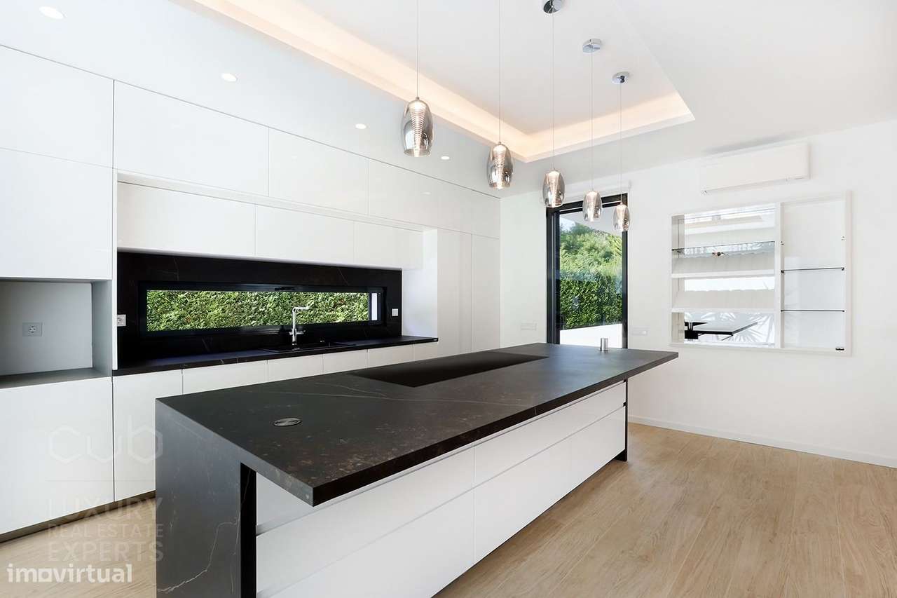 Moradia de Luxo T5 com Piscina na Herdade da Aroeira | Condomínio Priv-17