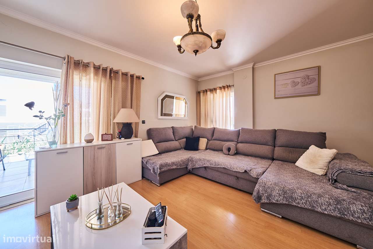 Moradia Geminada T3 + 1 C/Piscina - Qtª Alembrança - Grande imagem: 4/33