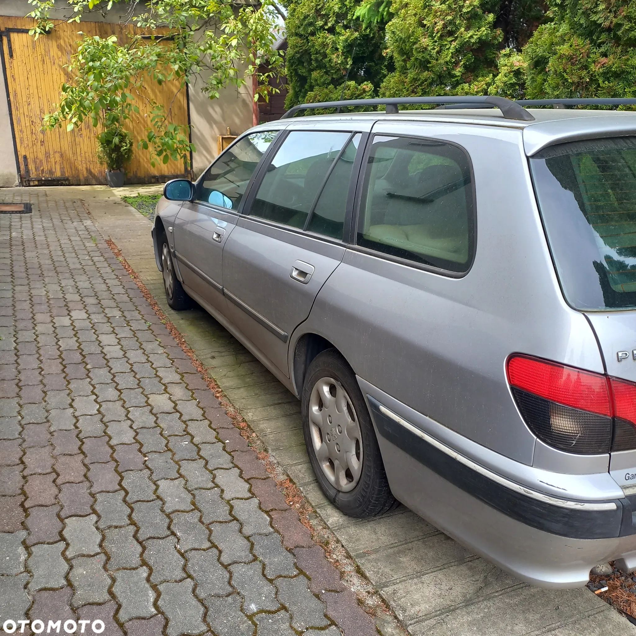 Peugeot 406 - 13