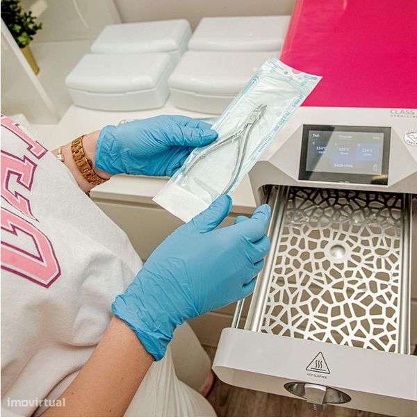 Trespasse Loja Salão de Manicure 50m2 no Centro de Vila Nova de Gaia - Grande imagem: 4/12