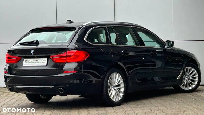 BMW Seria 5 520d xDrive Sport Line sport - 10